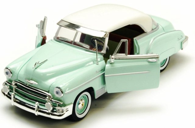 1950-Chevy-Bel-Air-Diecast-73268-MMT-GREEN-w